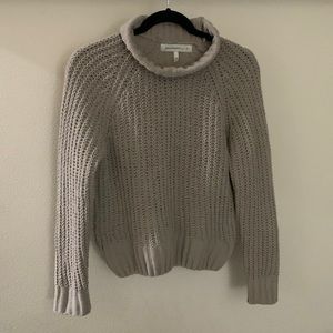 NWOT Generation k women’s turtleneck sweater medium